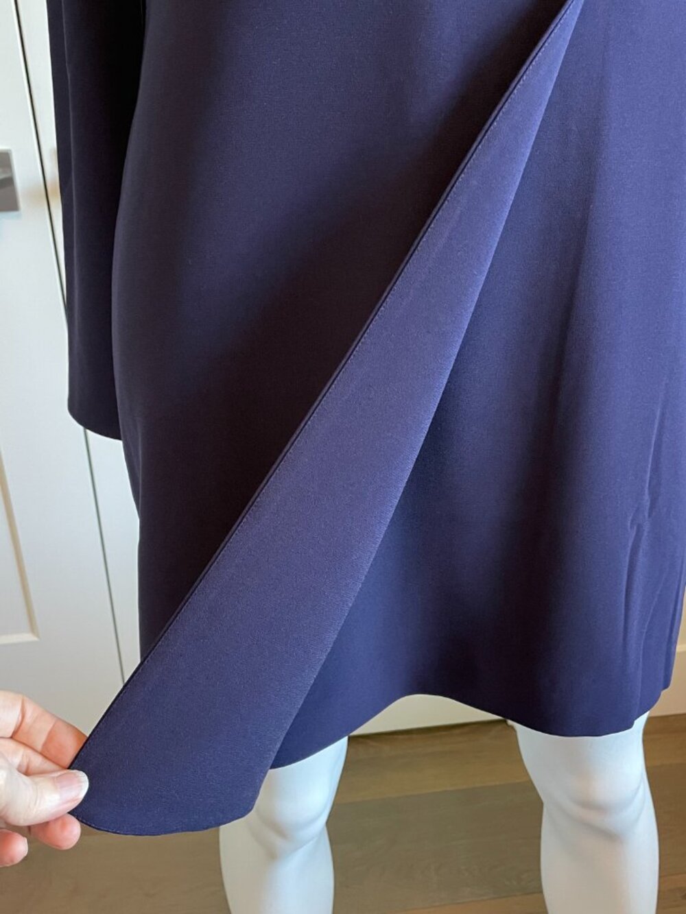 Halston Heritage Style #NHC051437 LS V Neck Lined Faux Wrap Dress Midnight 10 - Picture 4 of 14